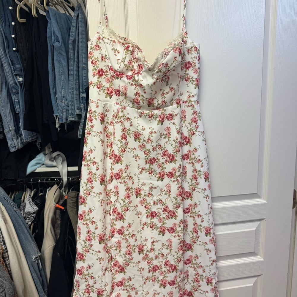 Floral Print Spaghetti Strap Dress - Picture 3 of 3